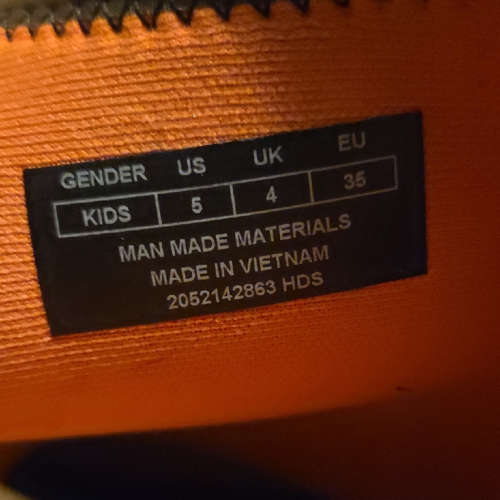 Camouflage Waterproof Boots - Picture 2 of 4